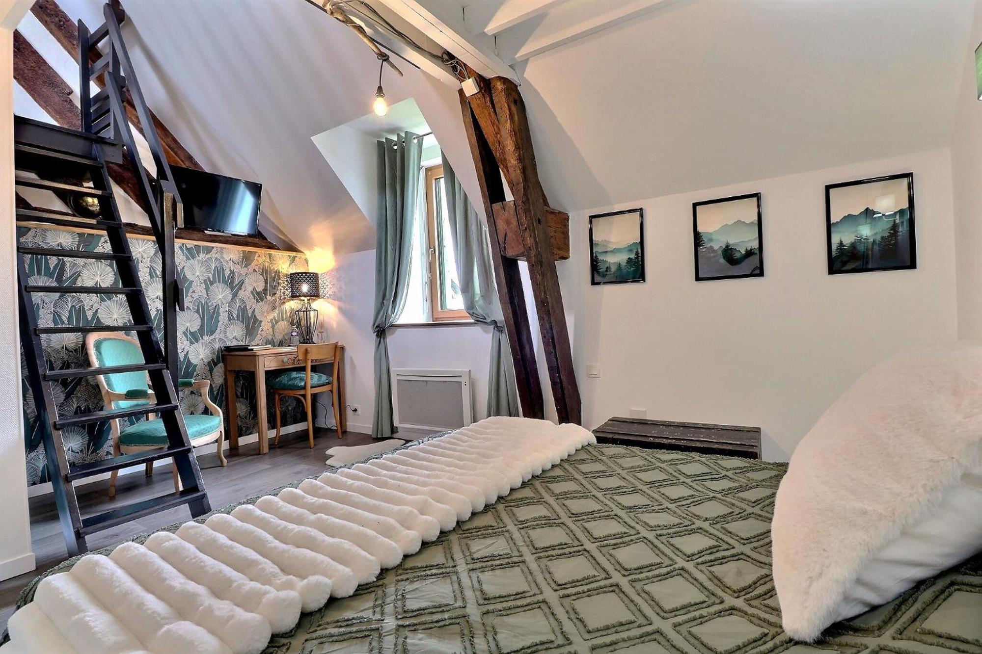 D'hôtes 3*